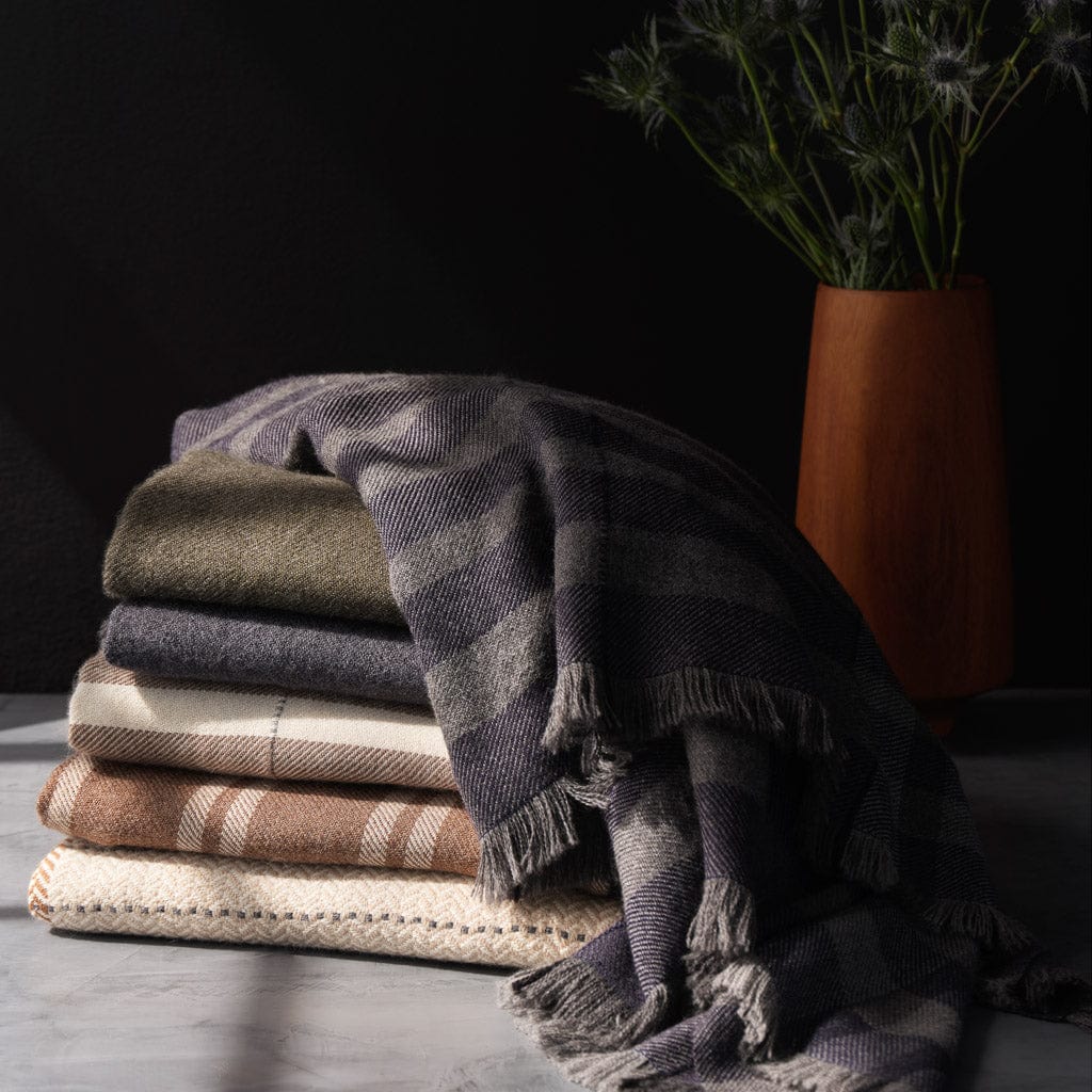 Alto Luxe Alpaca Throw - Image 5