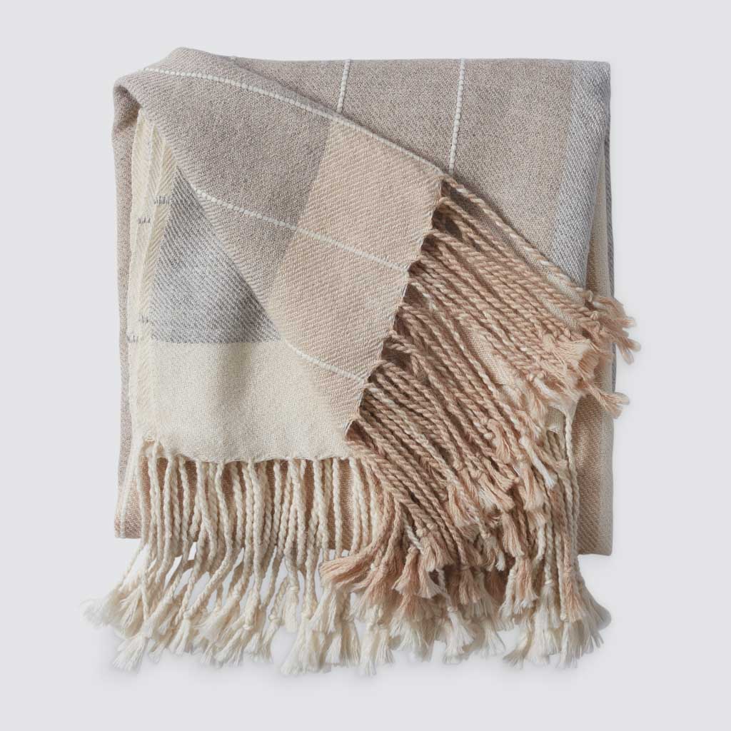 Aurora Alpaca Throw - Image 3
