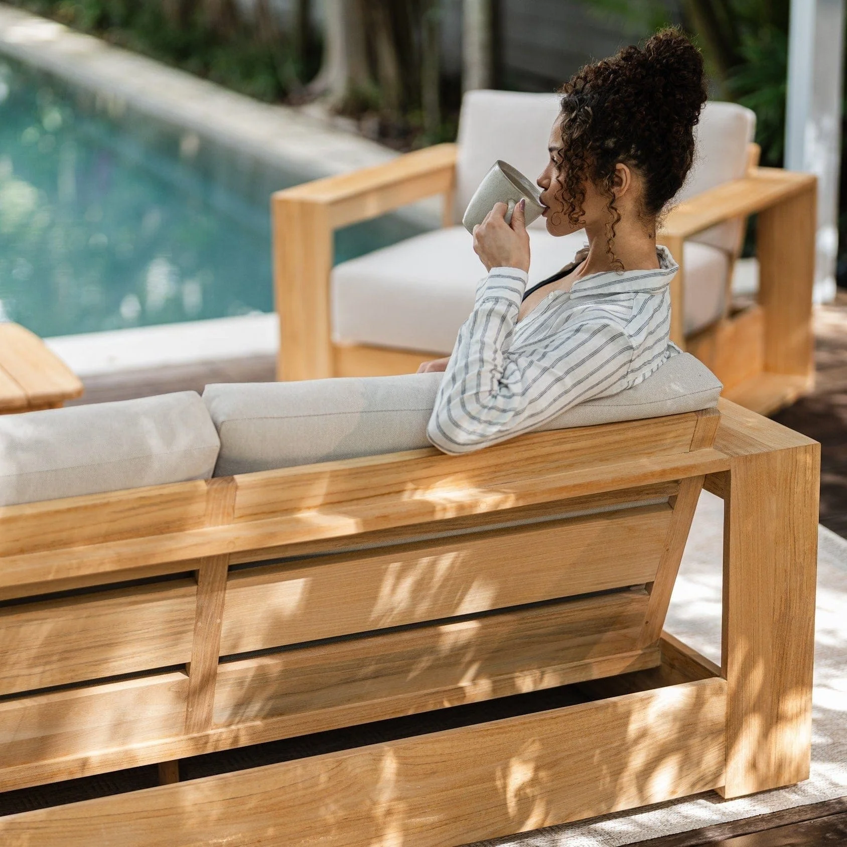 Cove Right-Facing Chaise Sectional - Image 9