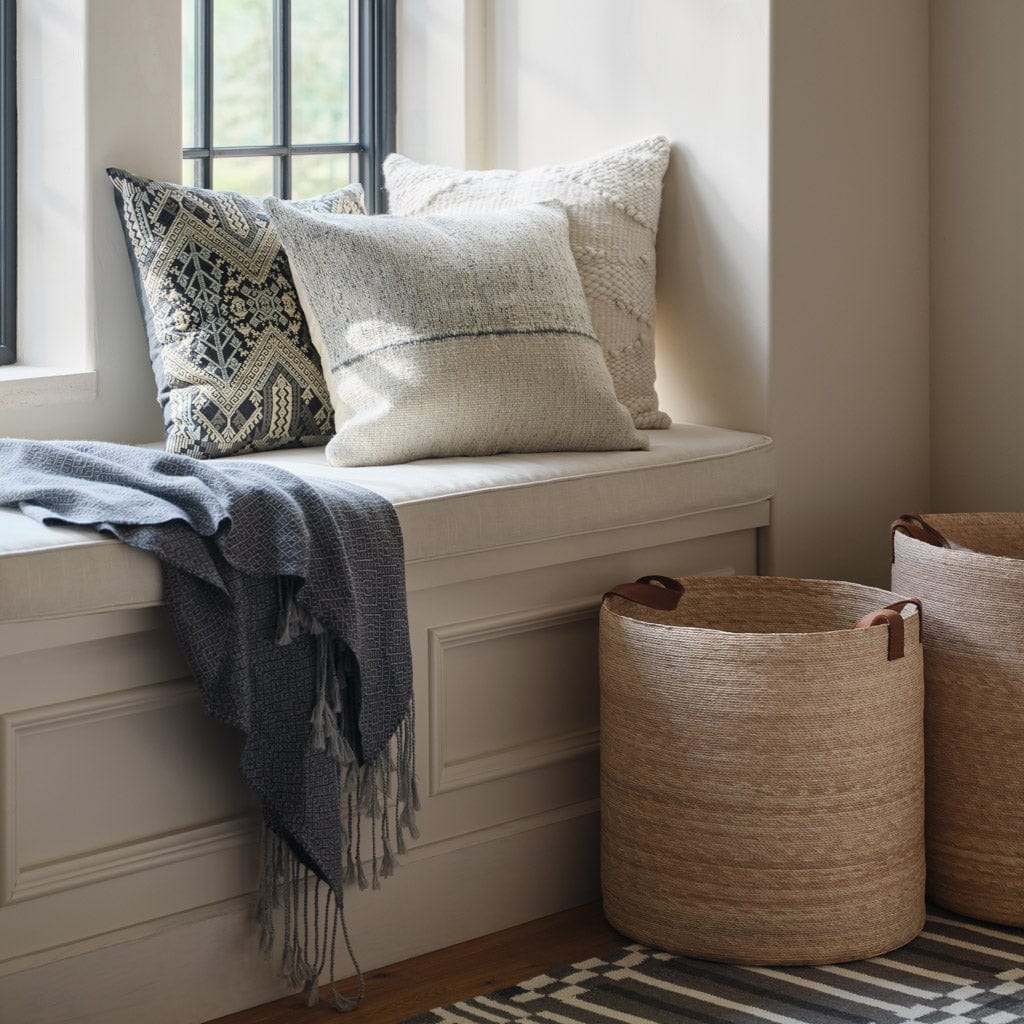 Lirio Alpaca Throw - Image 16