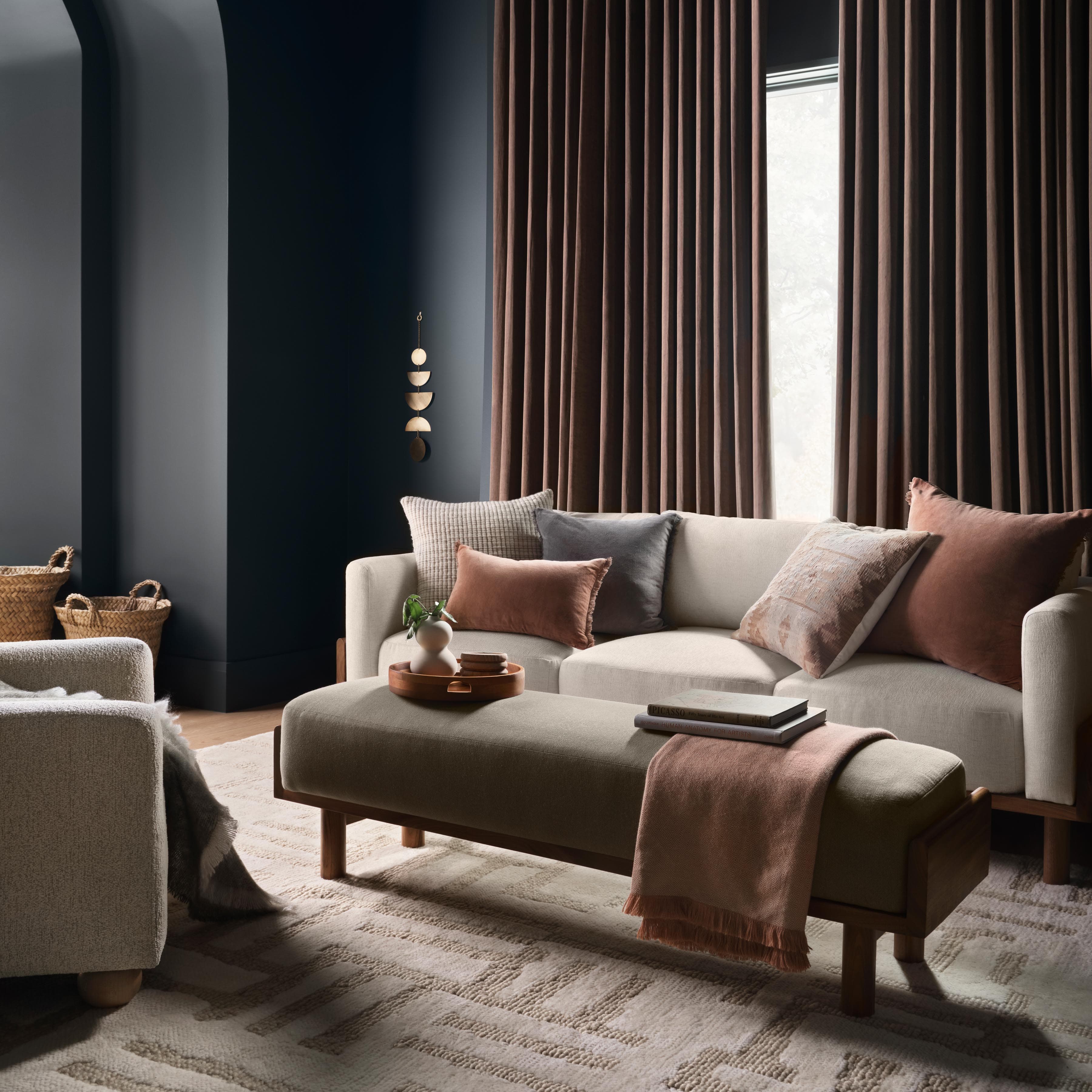 Naveta Velvet Pillow - Image 25