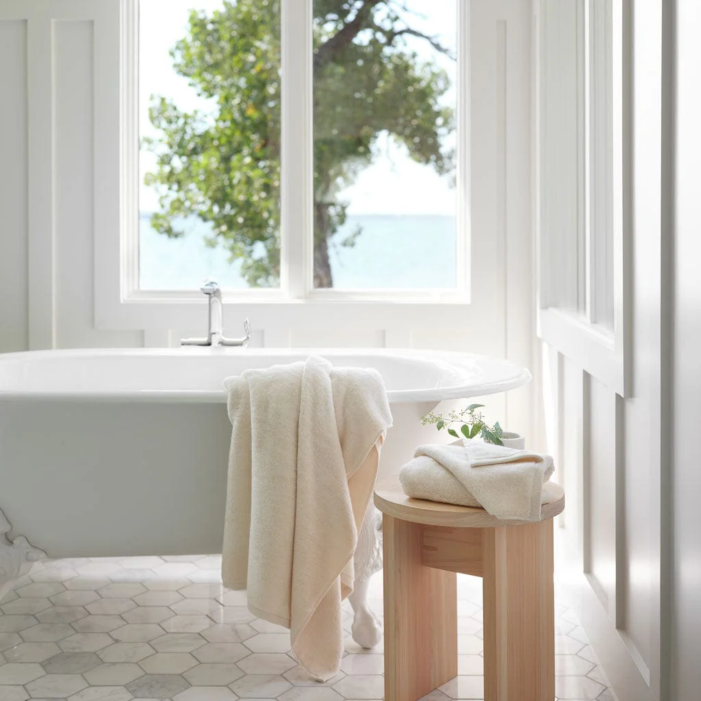 Organic Plush Bath Towel Set - Image 3