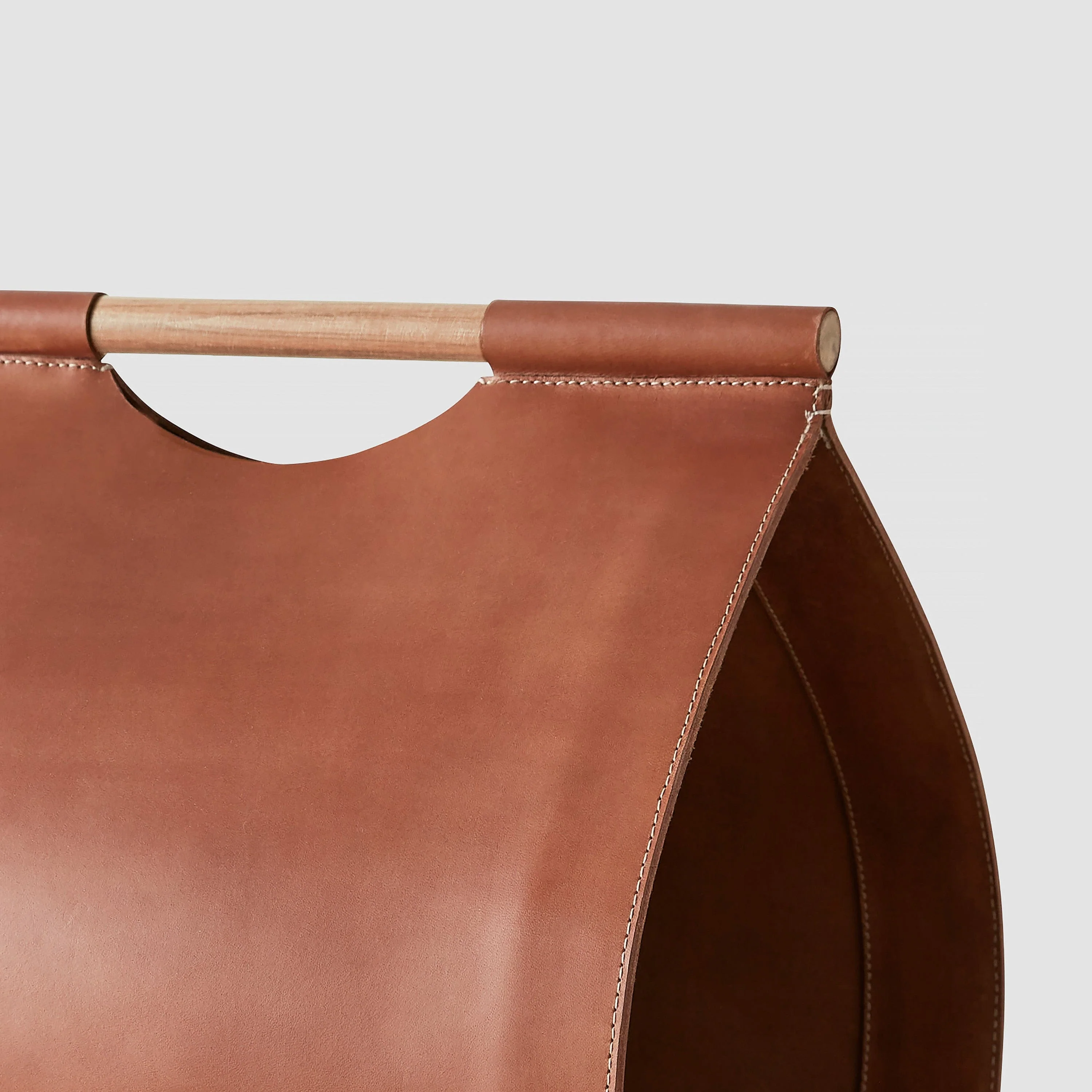 Prini Leather Log Holder - Image 5