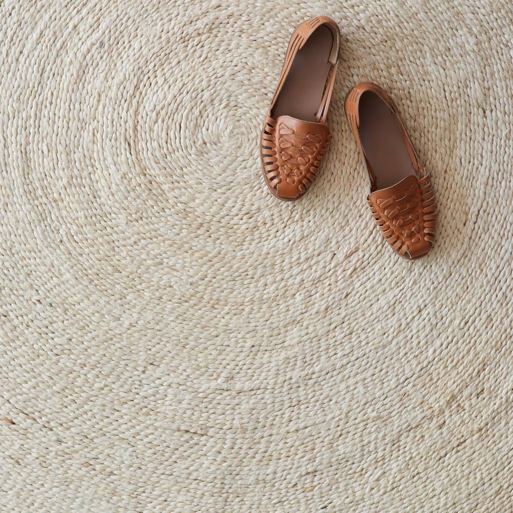 Rassi Handwoven Round Jute Area Rug - Image 7