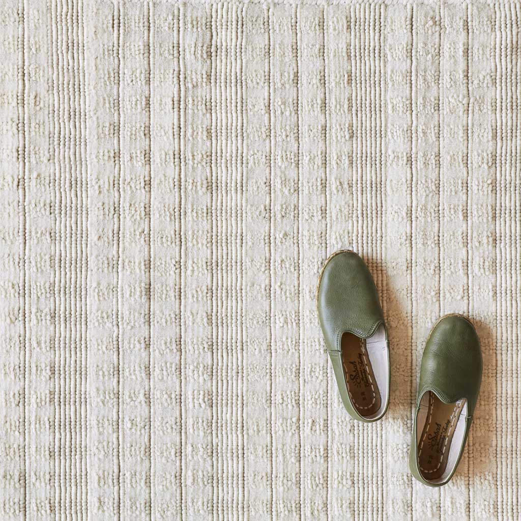 Ritu Handwoven Area Rug - Image 4