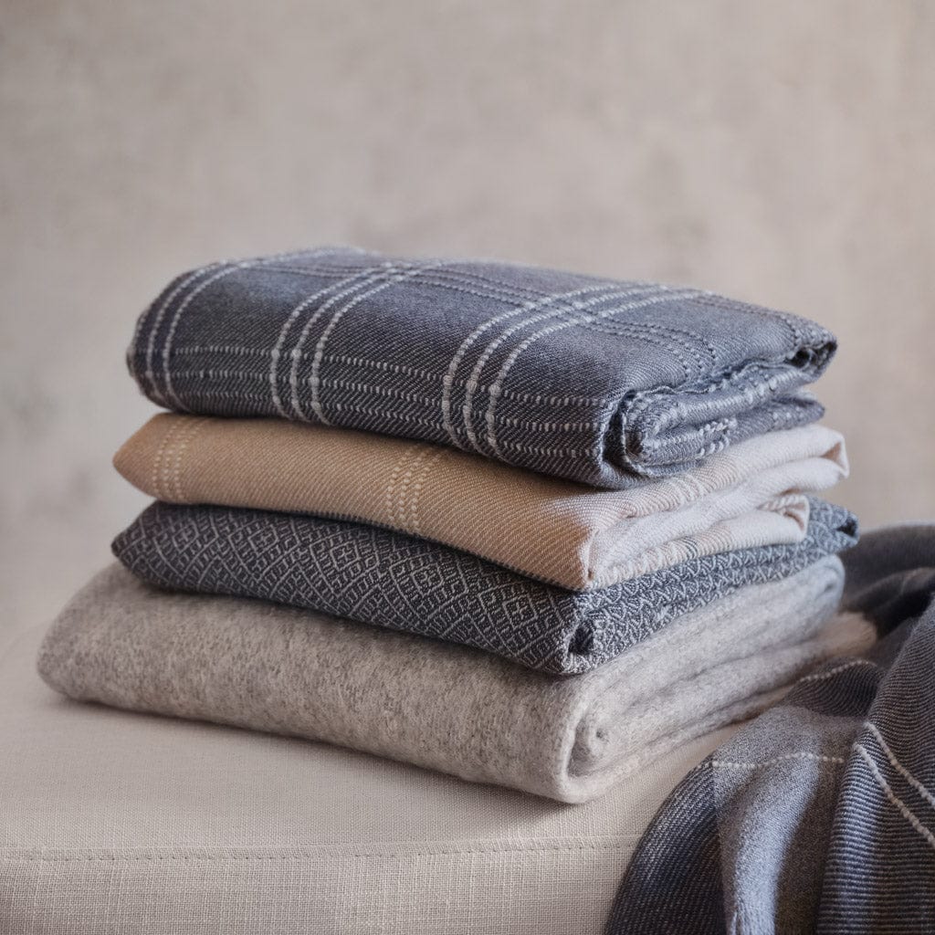 Rowan Mohair Throw - Image 23