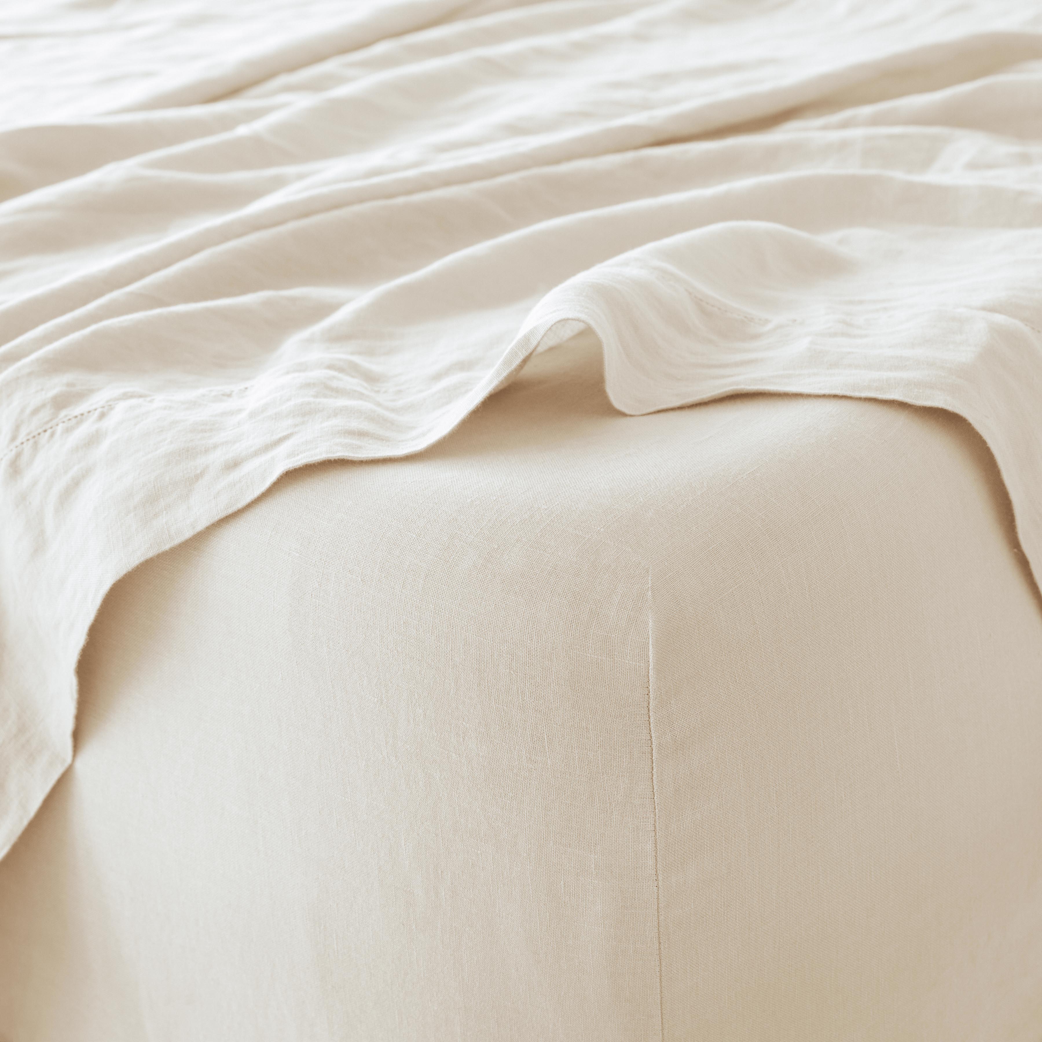 Stonewashed Linen Curated Bed Bundle - Image 60