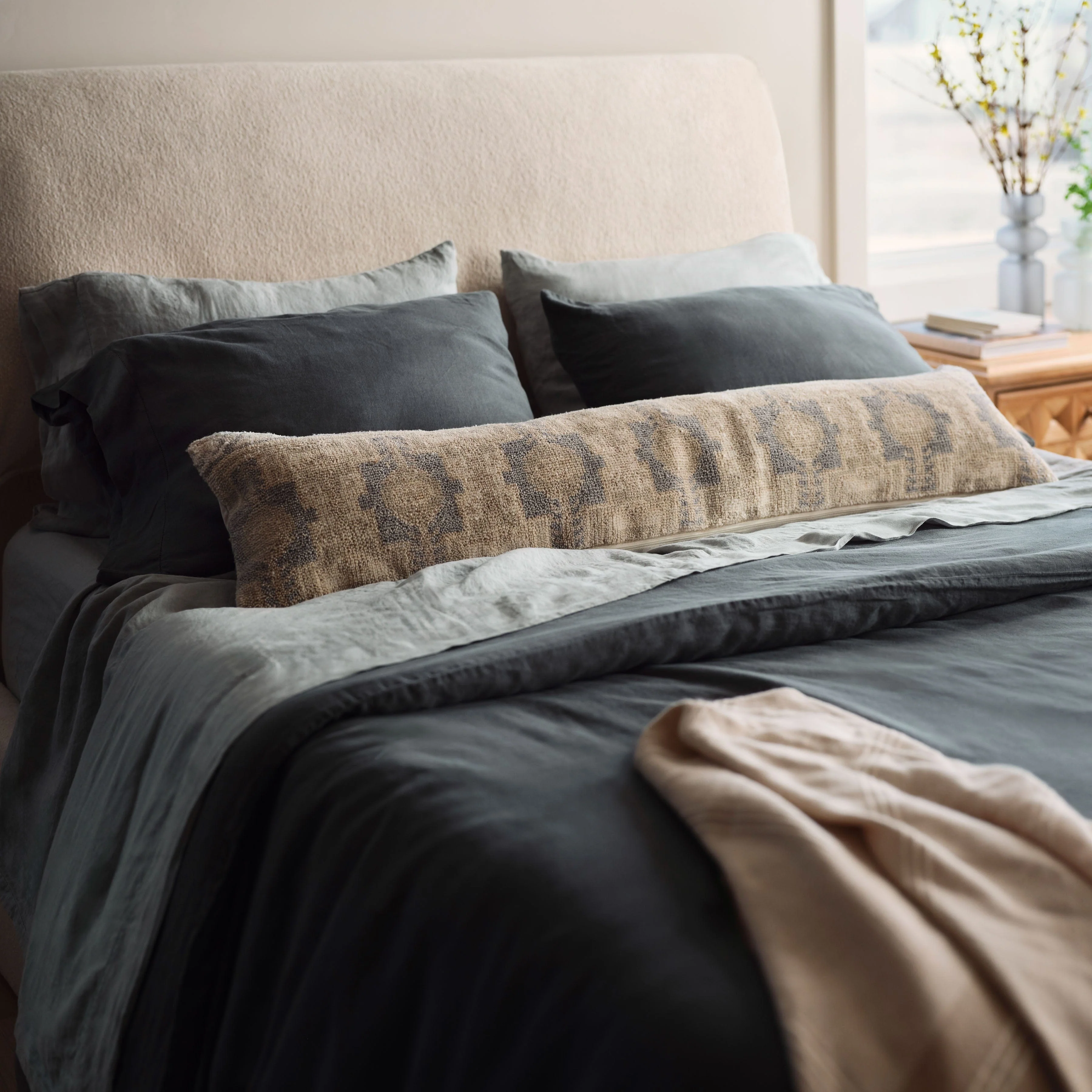 Stonewashed Linen Curated Bed Bundle - Image 80
