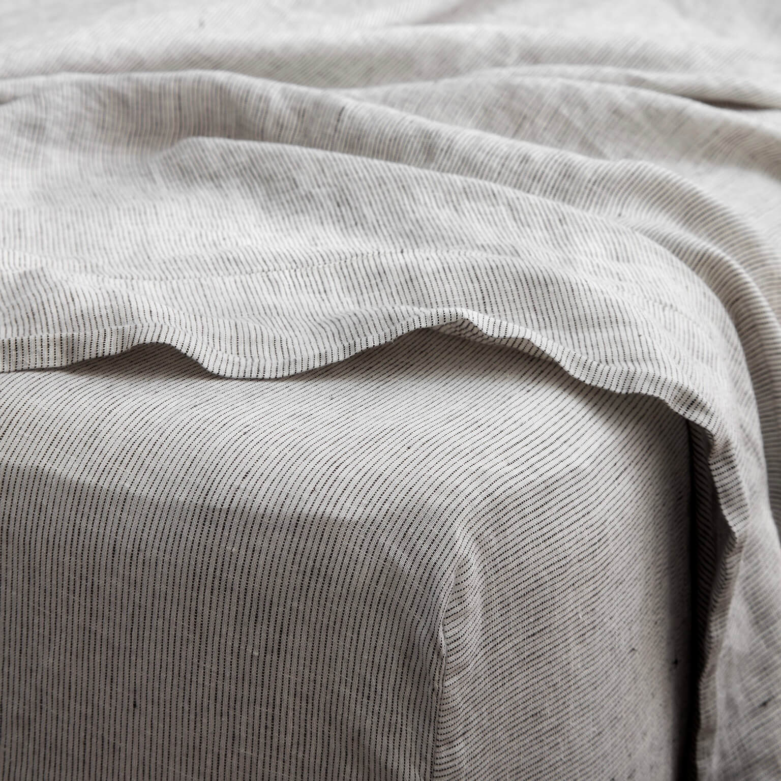 Stonewashed Linen Bed Bundle - Image 39