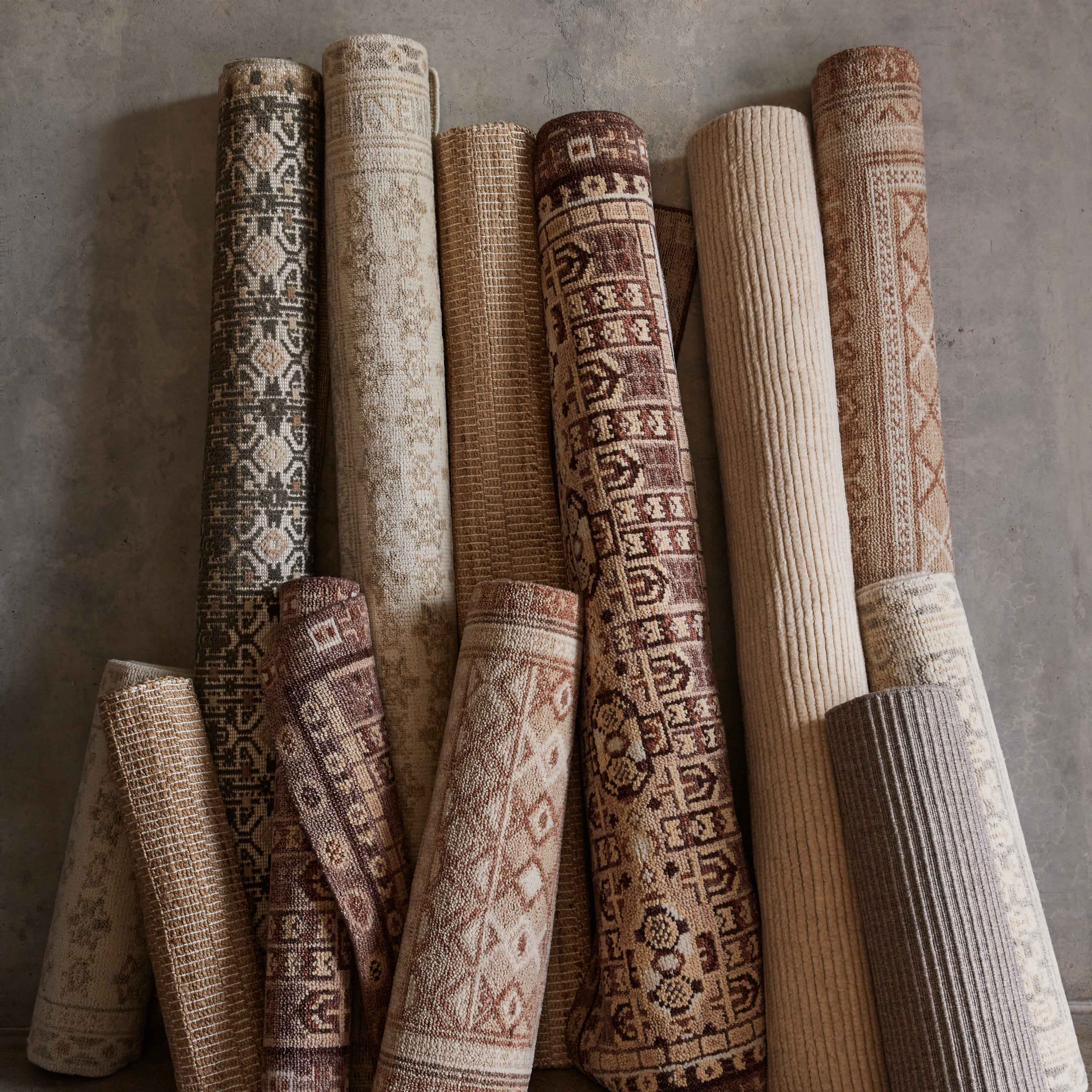 Vahini Hand-Knotted Accent Rug - Image 5