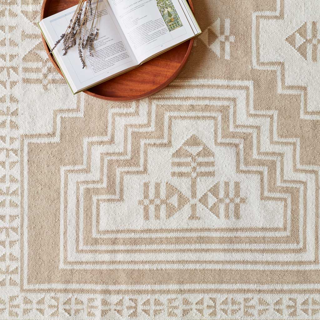 Vihan Handwoven Area Rug - Image 3