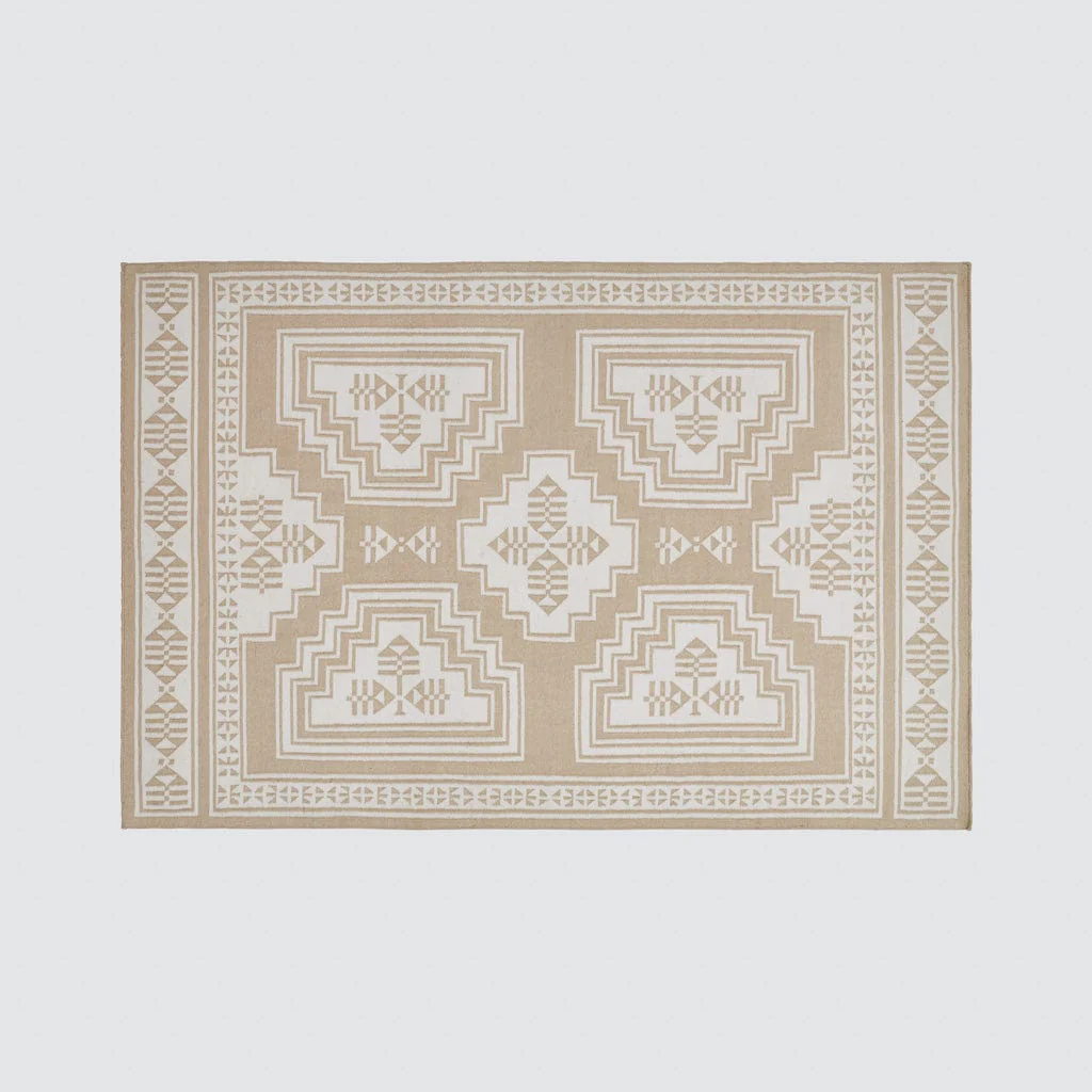 Vihan Handwoven Area Rug - Image 4